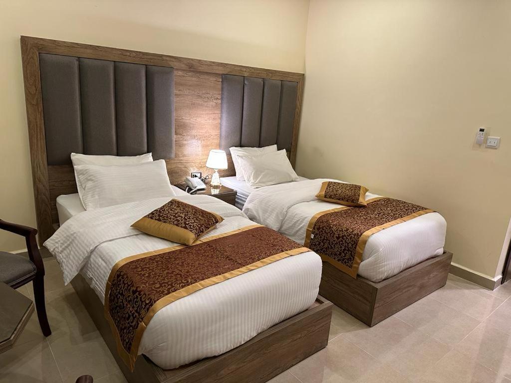 Shaqilath Hotel Wadi Musa Exterior photo
